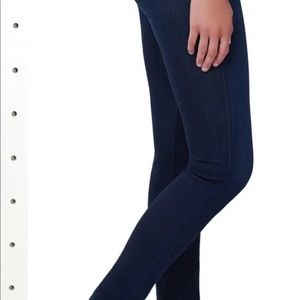 Aritzia-Citizens of humanity skinny jeans